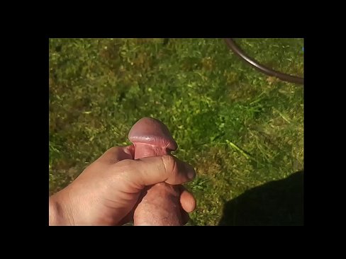 ❤️ Vruća zgodna jebe svoju ružičastu macu i svršava špricom u ljetnoj bašti ❤️ Jebeni video u pornografiji bs.psi-mass.ru ️❤
